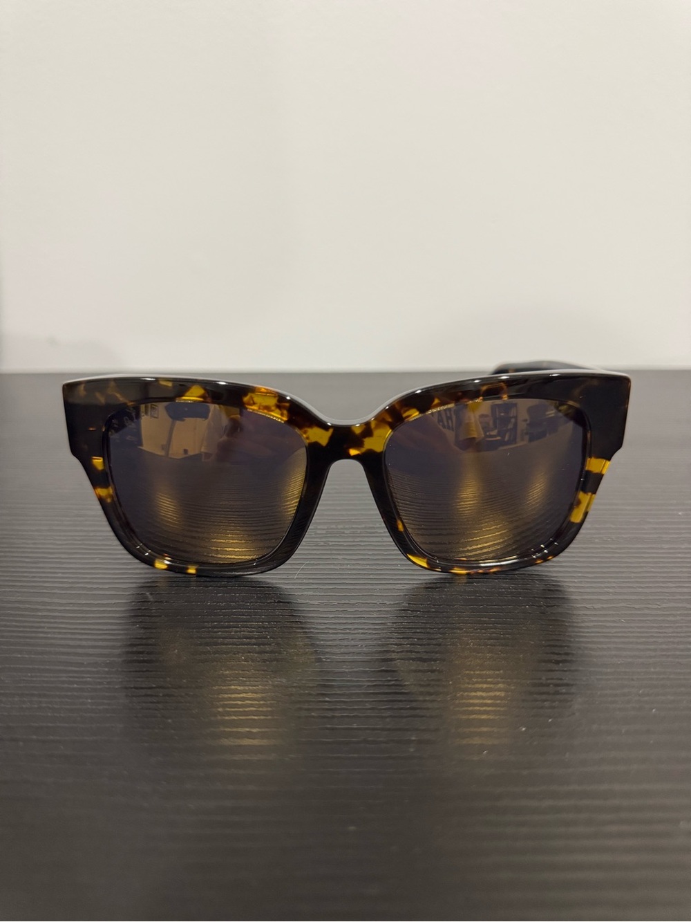 Diff Eyewear Tortoiseshell Cat-Eye Sunglasses with Brown Lenses